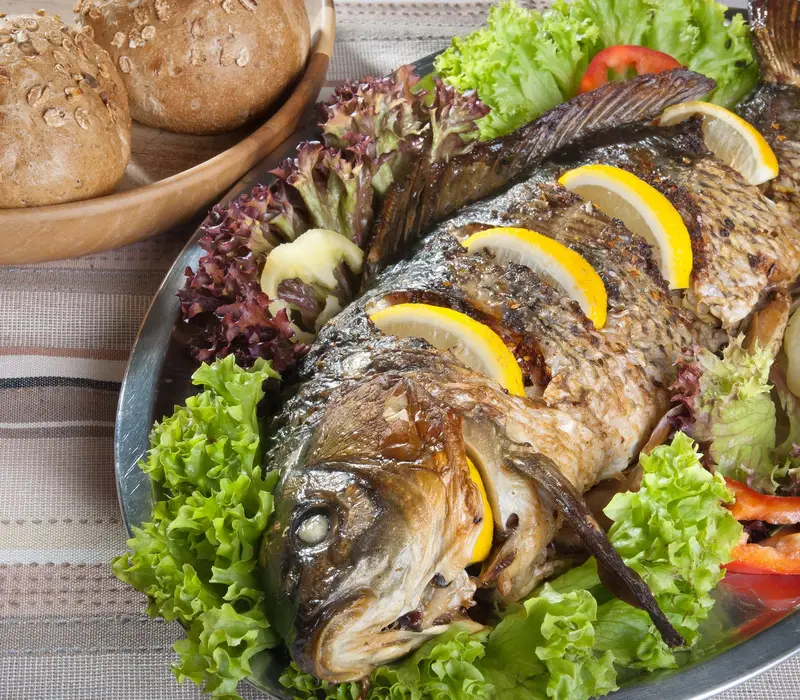 Karpfenschmaus und Herrnhuter Sterne